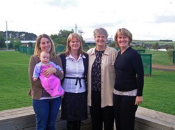 Family shot Shardi Allegra, Jan, Helen, Sharon at Adventure Resort Cowes June 2007 026_edited